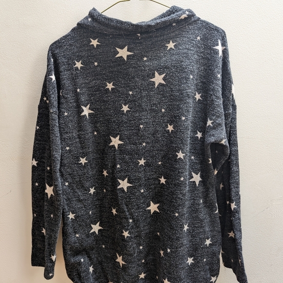 Pure Essence Sweater - Picture 2 of 4